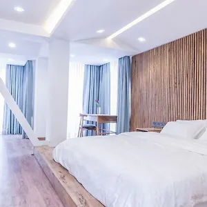 4* 酒店 9ine Thamel